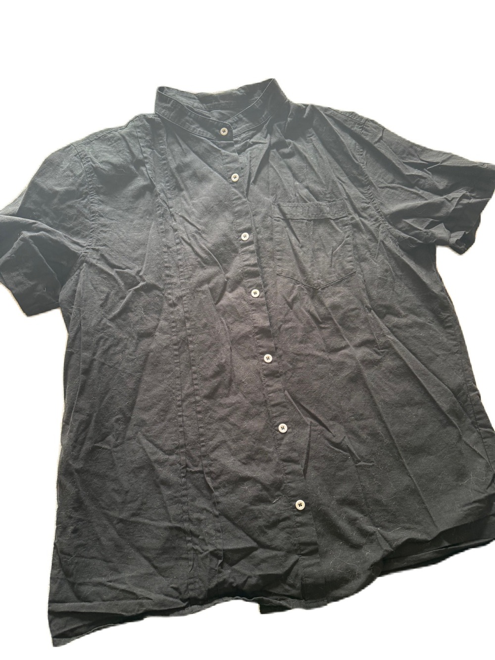 Men's Black Short-Sleeve Button-Down Shirt with Mandarin Collar